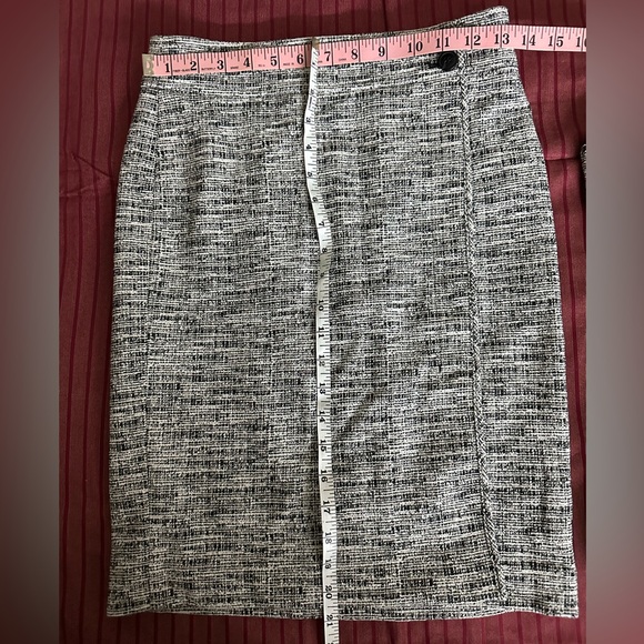 Ann Taylor Monochrome Textured Top and skirt set - Picture 3 of 5